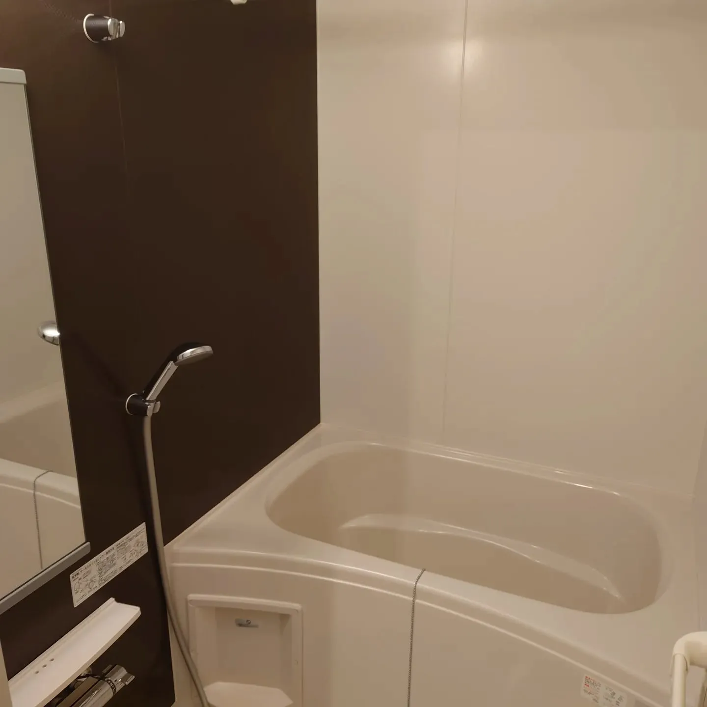 本日は午前中は三原市でエアコンクリーニング、午後から福山市で...