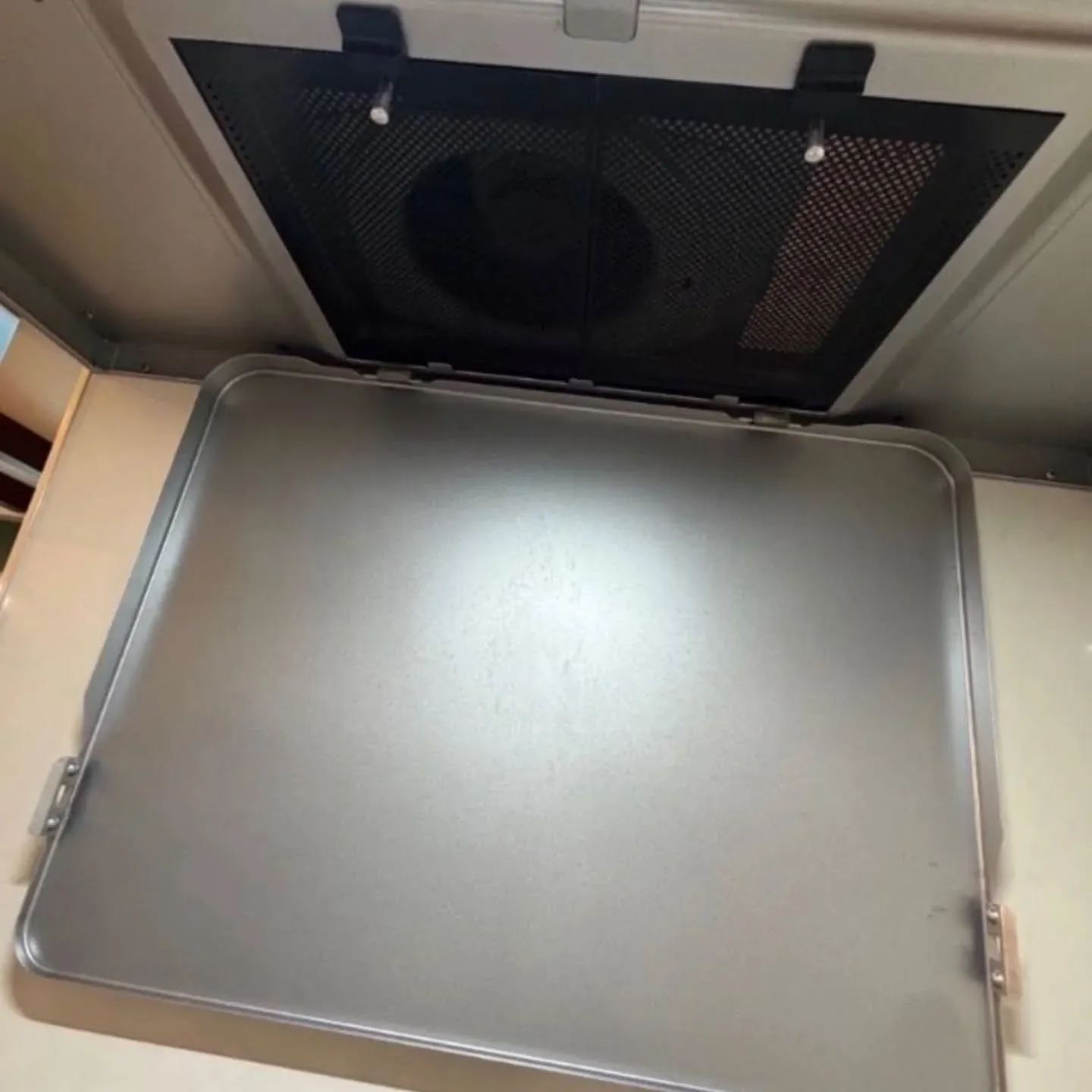 レンジフードのクリーニング