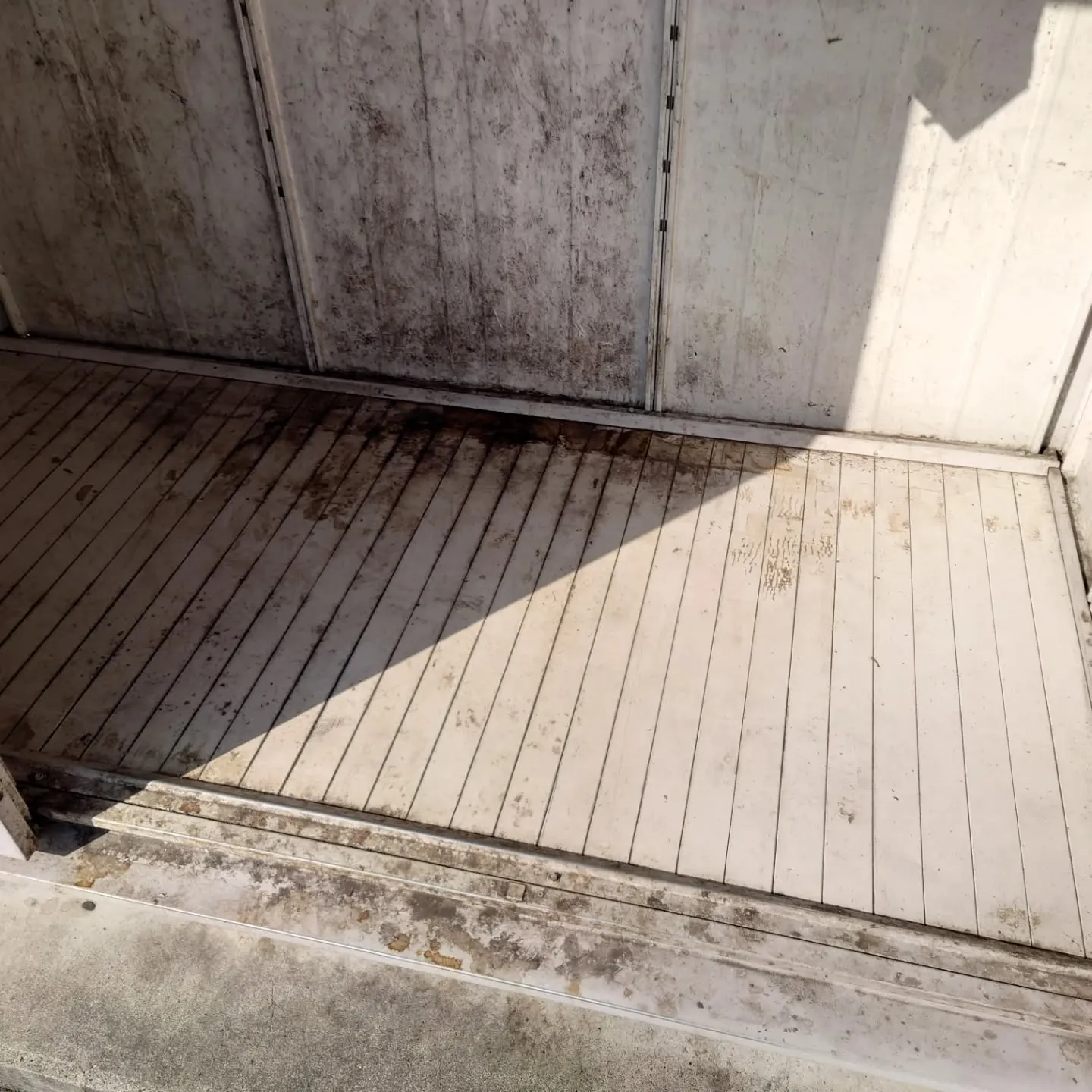 物置クリーニング